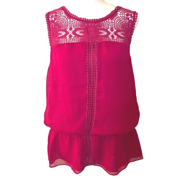 Adrianna Papell Tops - Adrianna Papell Red Sleeveless Crochet Detail Elastic Waist Top Size Large